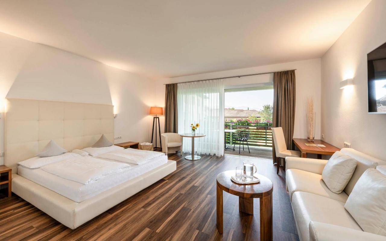 Hotel Mandelhof Appiano sulla Strada del Vino Kültér fotó
