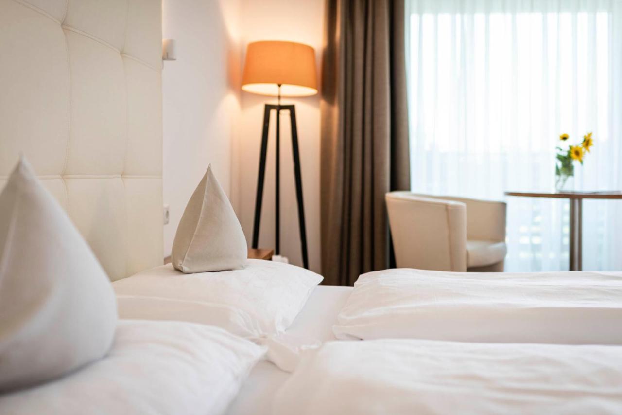 Hotel Mandelhof Appiano sulla Strada del Vino Kültér fotó